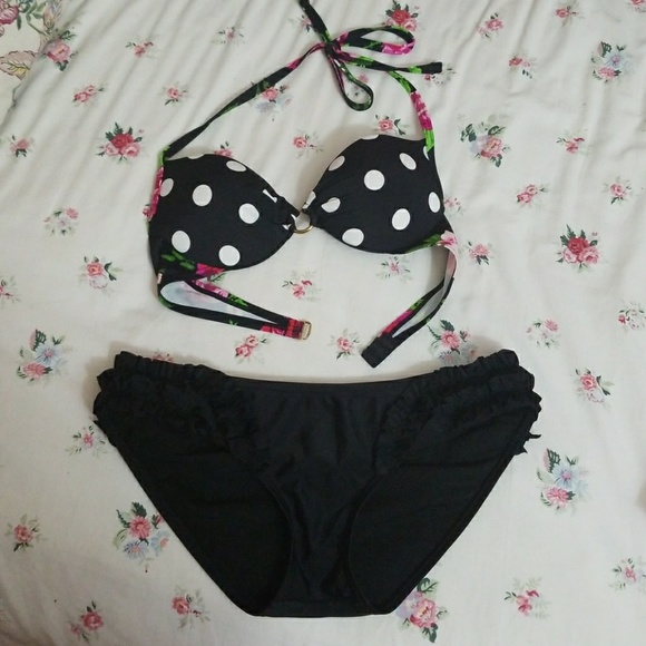 Other - Polka dot bikini